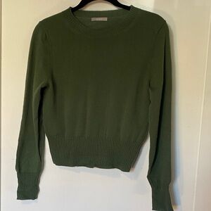 Everyday Crewneck 100% Cashmere Sweater in Olive Green